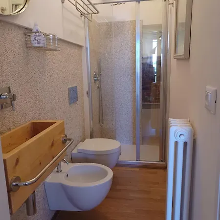 Casa Retro' Apartament Lukka