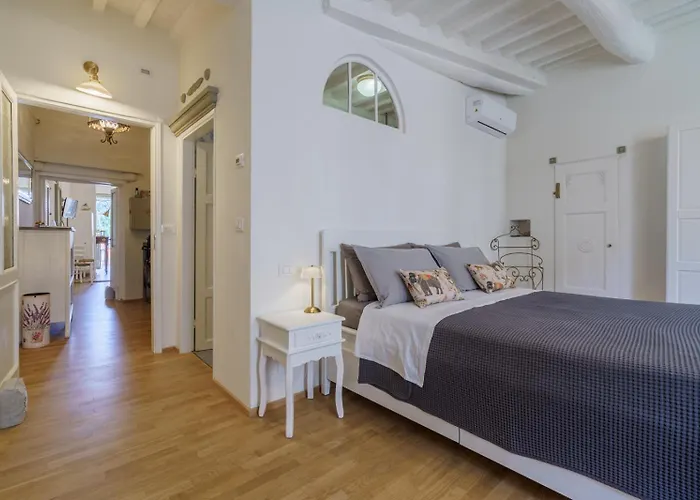 Apartamento Casa Retro' Lucca